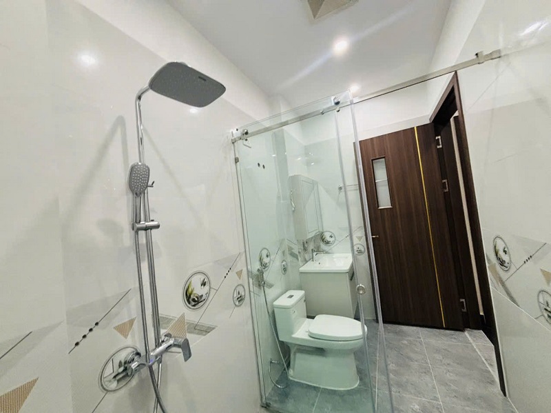 BÁN NHÀ MẶT ĐƯỜNG CHỢ HÀNG – LÊ CHÂN – HẢI PHÒNG | 5 TẦNG – THANG MÁY – KINH DOANH ĐỈNH